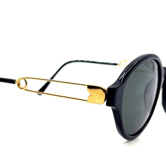 Moschino Vintage Sunglasses M06 95 - Picture 6 of 11